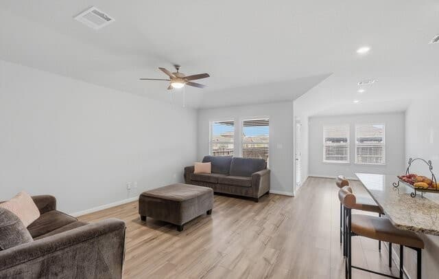 3000  Toscana Way, Schertz, TX 78154 — photo 7