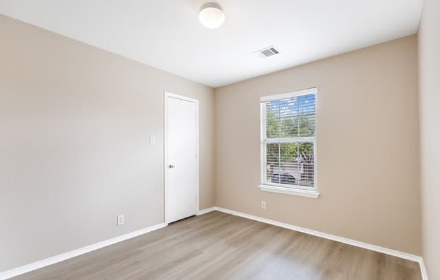6526  Charles Field, San Antonio, TX 78238 — photo 12