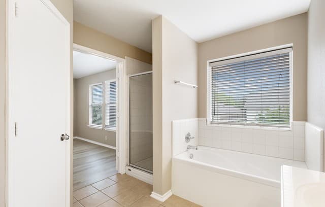 6526  Charles Field, San Antonio, TX 78238 — photo 25