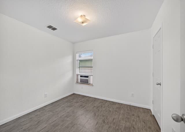 3423  Foster Meadows, San Antonio, TX 78222 — photo 16