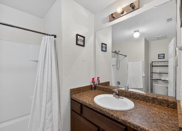 3423  Foster Meadows, San Antonio, TX 78222 — photo 18