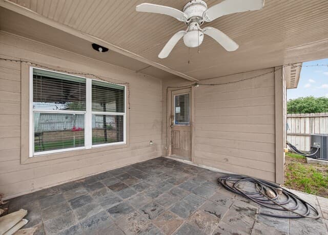3423  Foster Meadows, San Antonio, TX 78222 — photo 25