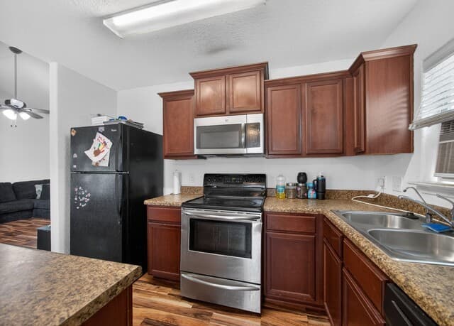 3423  Foster Meadows, San Antonio, TX 78222 — photo 9