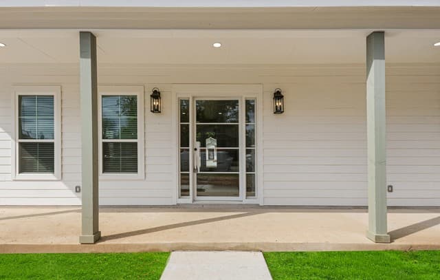 158 S Academy Ave, New Braunfels, TX 78130 — photo 5