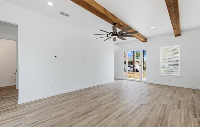 158 S Academy Ave, New Braunfels, TX 78130 — photo 9