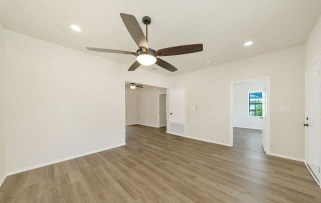 1321  Waverly Ave, San Antonio, TX 78201 — photo 10