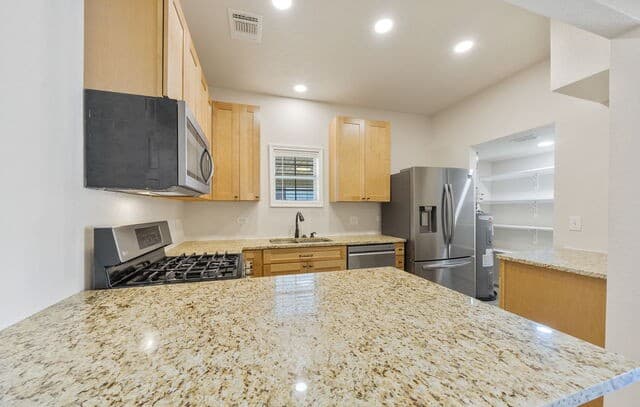 1321  Waverly Ave, San Antonio, TX 78201 — photo 12