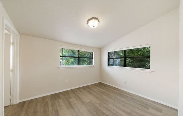 1321  Waverly Ave, San Antonio, TX 78201 — photo 19
