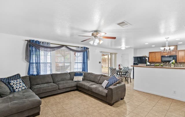 101  Springtree, Cibolo, TX 78108 — photo 7