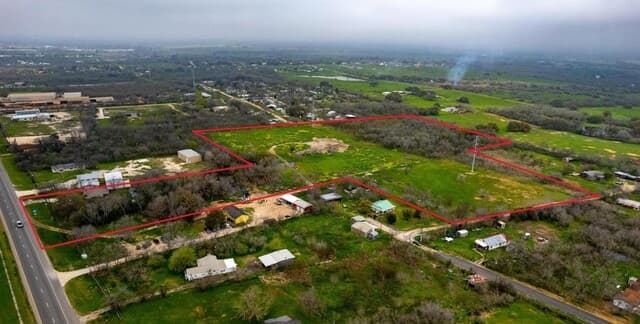 12488  S Us Highway 181, San Antonio, TX 78223 — photo 18