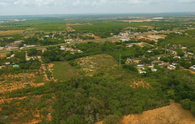 12488  S Us Highway 181, San Antonio, TX 78223 — photo 3