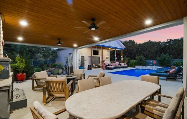 2551  Lakeshore Dr, Canyon Lake, TX 78133 — photo 4