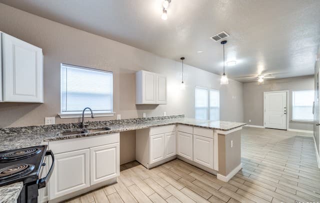 234  Gould St Unit 102, San Antonio, TX 78207 — photo 16