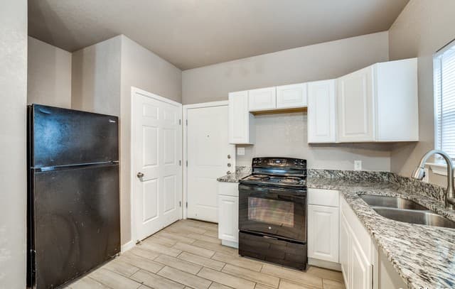 234  Gould St Unit 102, San Antonio, TX 78207 — photo 18