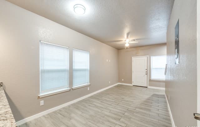 234  Gould St Unit 102, San Antonio, TX 78207 — photo 6