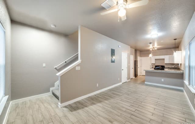 234  Gould St Unit 102, San Antonio, TX 78207 — photo 7