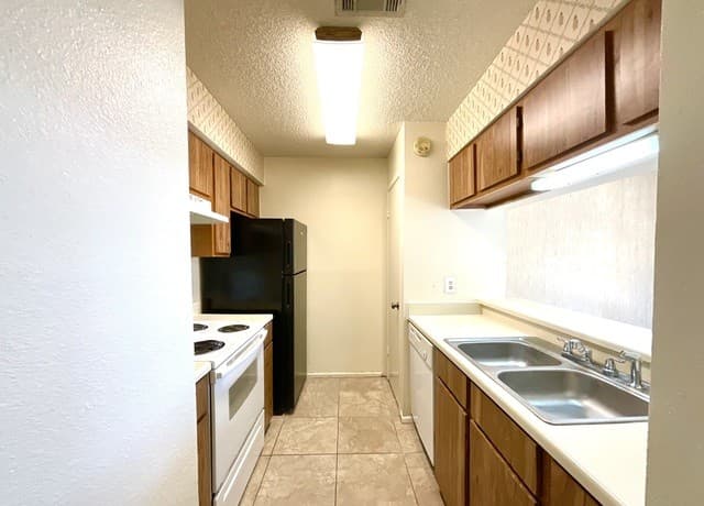 14343  Judson Rd Unit 407, San Antonio, TX 78233 — photo 8