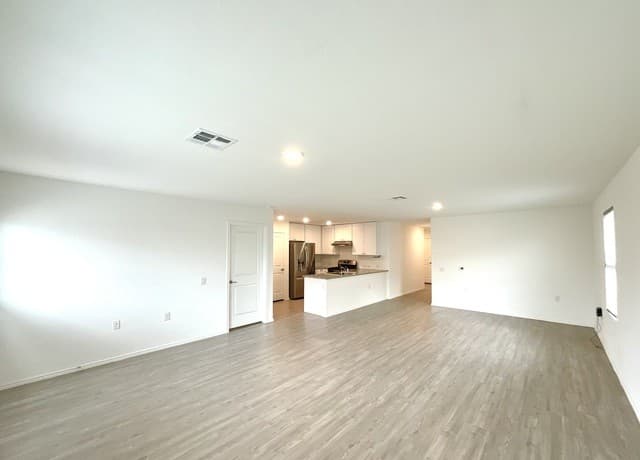 615  Bean Bend, San Antonio, TX 78221 — photo 21