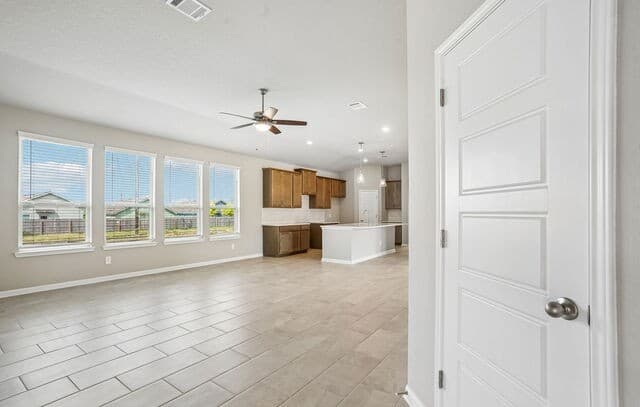 9813  Jetty Mills, San Antonio, TX 78254 — photo 7