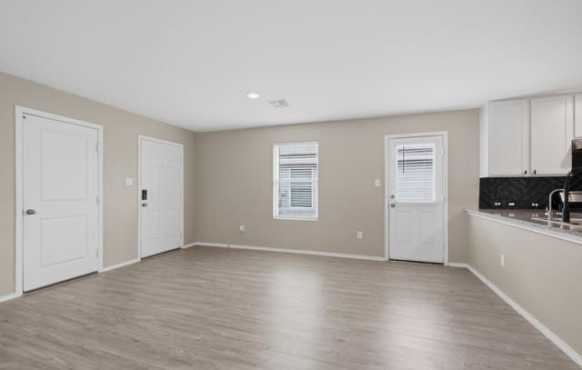 13810  Ostrich Run, San Antonio, TX 78252 — photo 5
