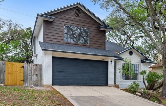 15610 Knollhollow