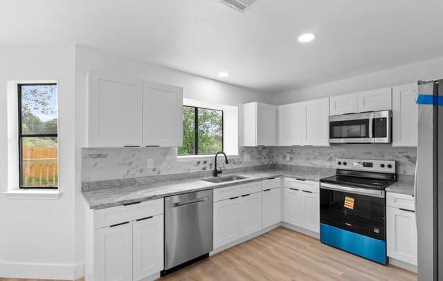 15610  Knollhollow, San Antonio, TX 78247 — photo 9