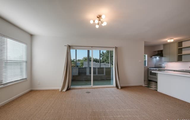 442 E Huisache Ave Unit D