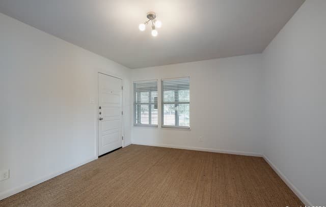 442 E Huisache Ave Unit D, San Antonio, TX 78212 — photo 11