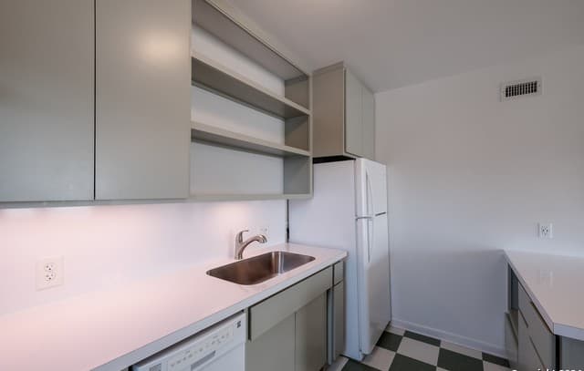 442 E Huisache Ave Unit D, San Antonio, TX 78212 — photo 8