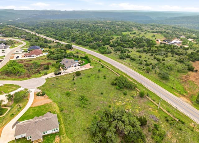 313  Pioneer Crest, New Braunfels, TX 78132 — photo 13