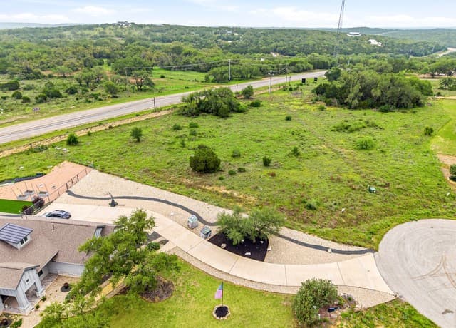313  Pioneer Crest, New Braunfels, TX 78132 — photo 4