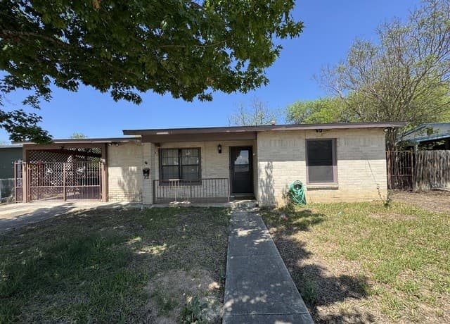 131 Danny Clay Dr
