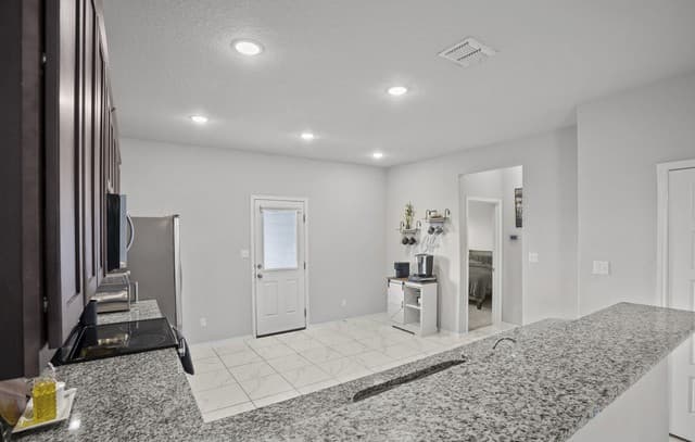 6238  Longhurst, San Antonio, TX 78218 — photo 10