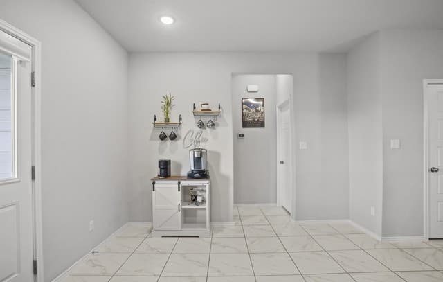 6238  Longhurst, San Antonio, TX 78218 — photo 14