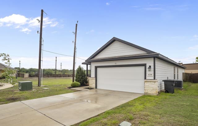 6238  Longhurst, San Antonio, TX 78218 — photo 2
