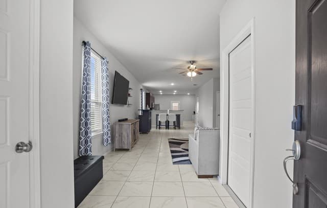6238  Longhurst, San Antonio, TX 78218 — photo 3