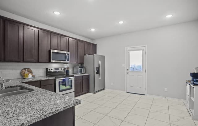 6238  Longhurst, San Antonio, TX 78218 — photo 9