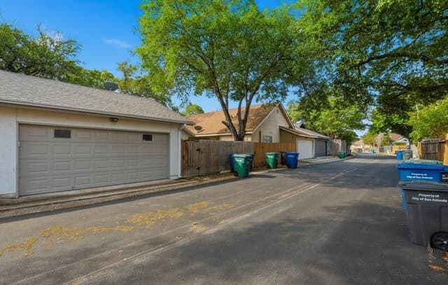 16915  Brookwood, San Antonio, TX 78248 — photo 20