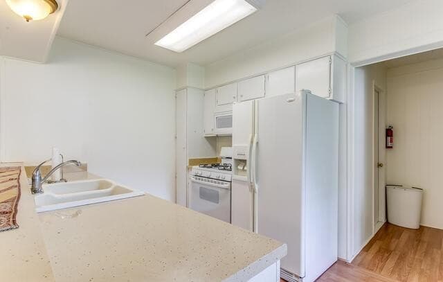 4431  Clear Spring Dr, San Antonio, TX 78217 — photo 6