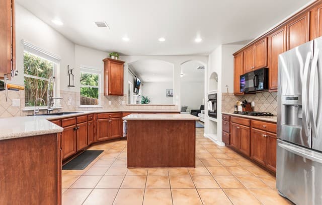 3319  Roan Vly, San Antonio, TX 78259 — photo 16