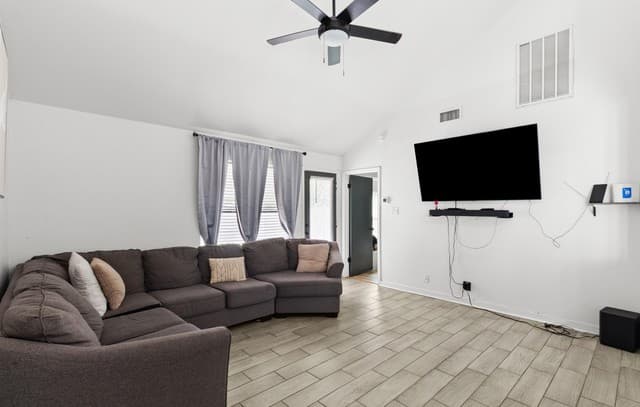 6110 Ashley Spgs, San Antonio, TX 78244 — photo 8