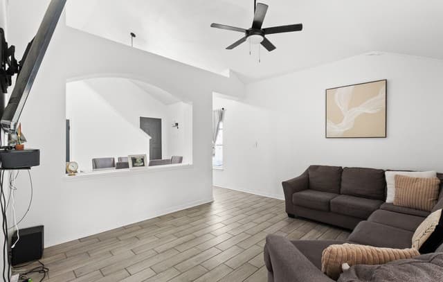 6110 Ashley Spgs, San Antonio, TX 78244 — photo 9