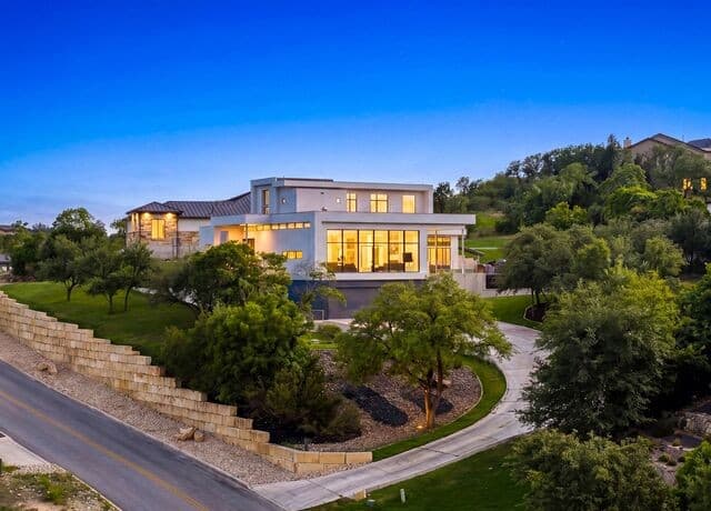 10015 Ivory Canyon