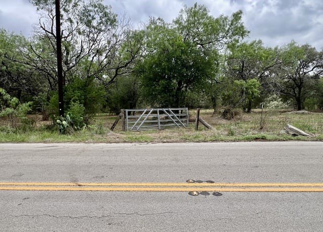 0  Low Bid Ln, San Antonio, TX 78250 — photo 2