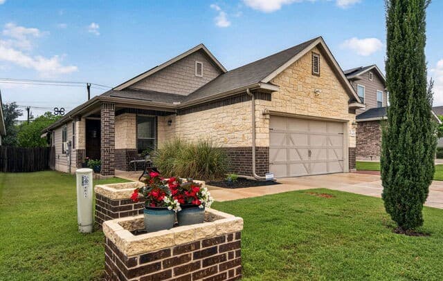 4615  Trevor Way, San Antonio, TX 78217 — photo 3