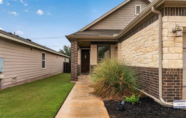 4615  Trevor Way, San Antonio, TX 78217 — photo 4