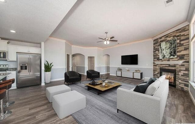 183 Lost Maples Way