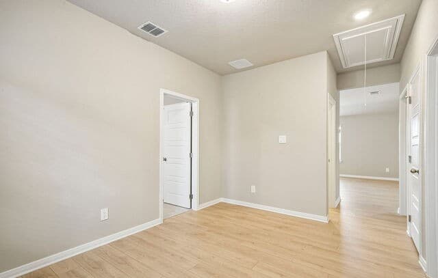 10259  King Robert, San Antonio, TX 78239 — photo 16