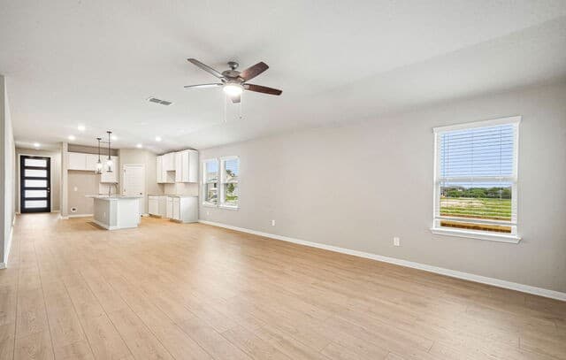 10259  King Robert, San Antonio, TX 78239 — photo 2