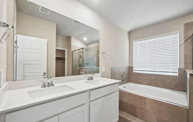 10259  King Robert, San Antonio, TX 78239 — photo 21